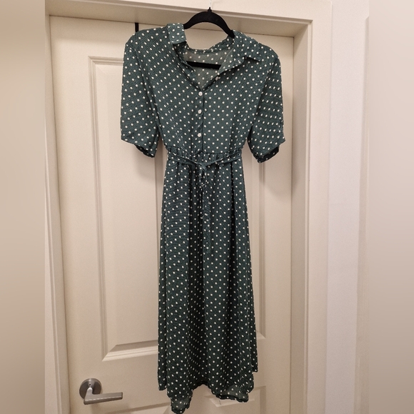 Summery dress - Picture 1 of 4